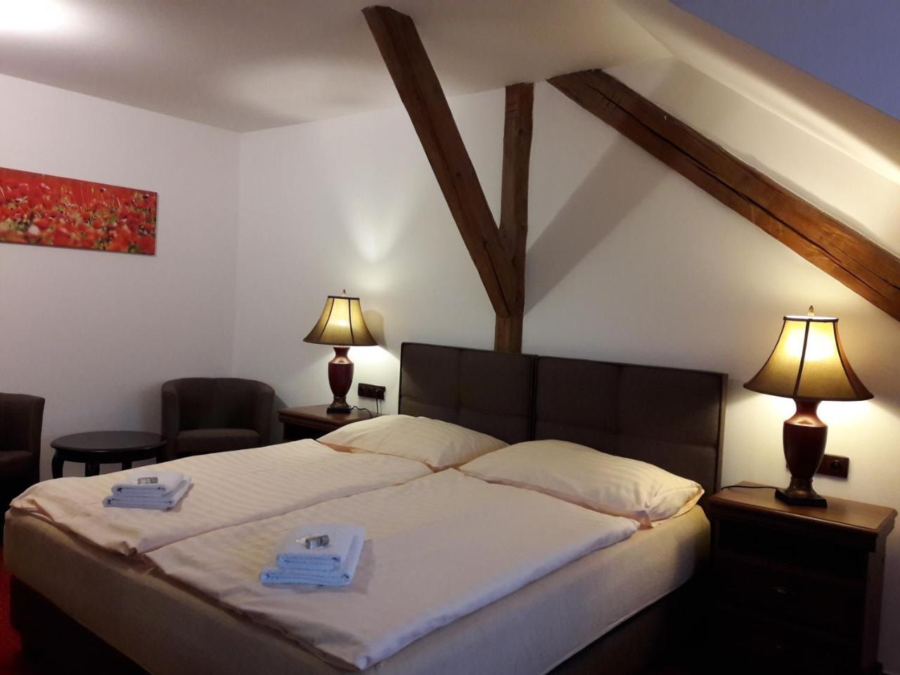 Hotel Fogl Nová Bystřice エクステリア 写真